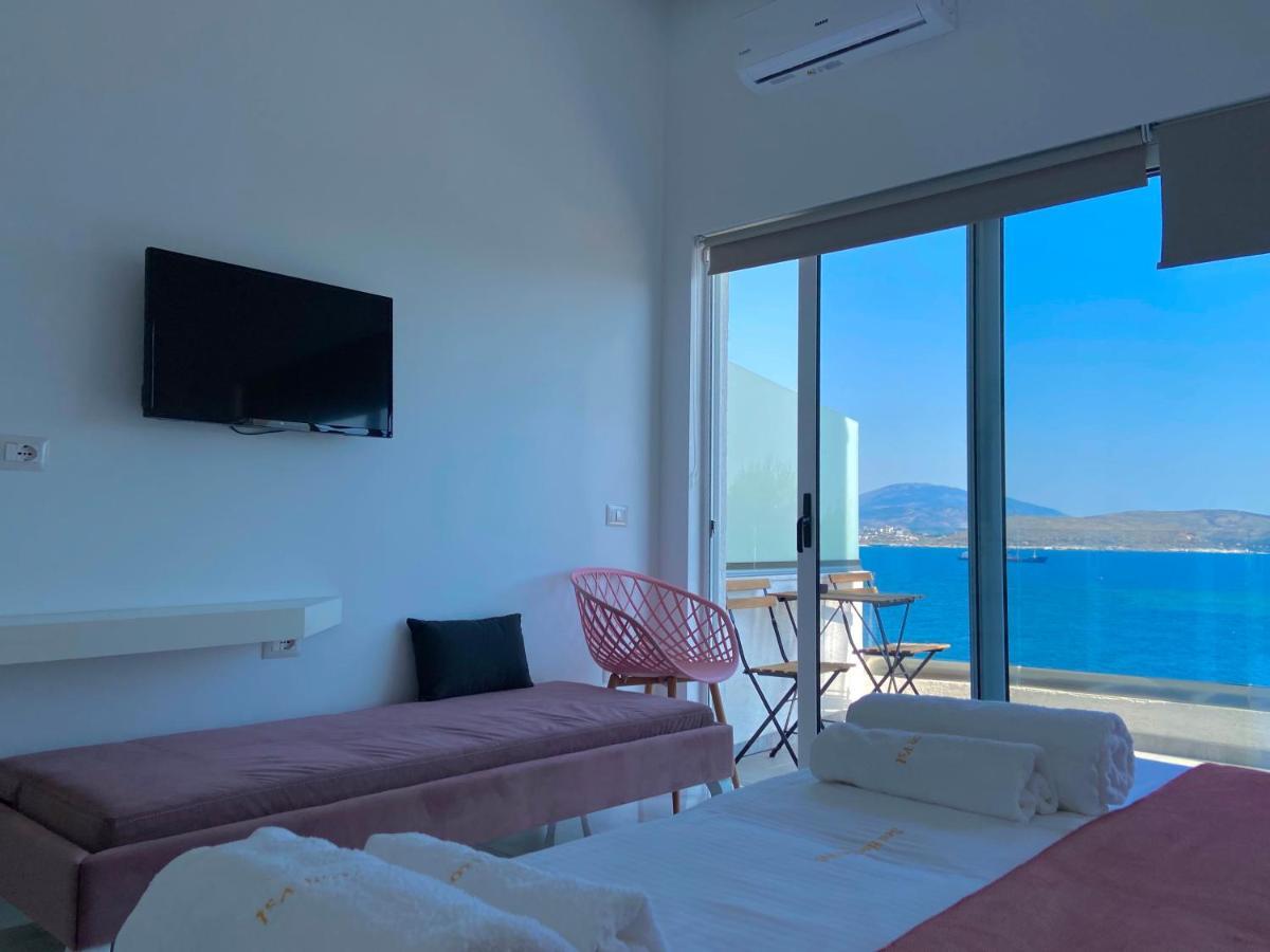 Deluxe Suite with Sea View