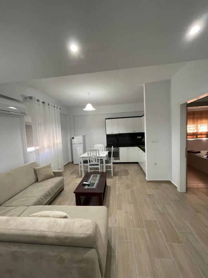 One-Bedroom Apartment,1090352253:JPEG