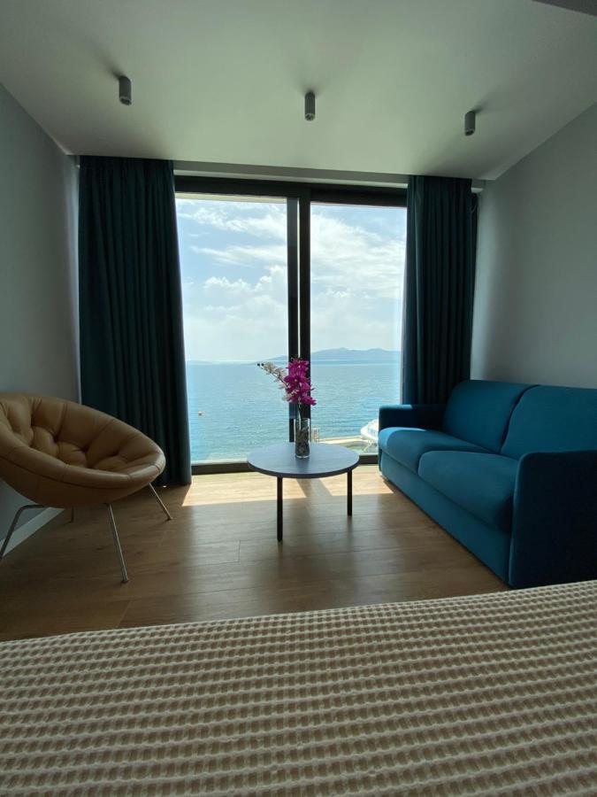 Suite with Sea View