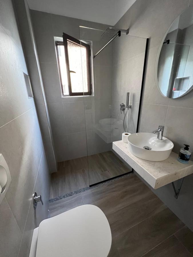 Apartment mit Balkon