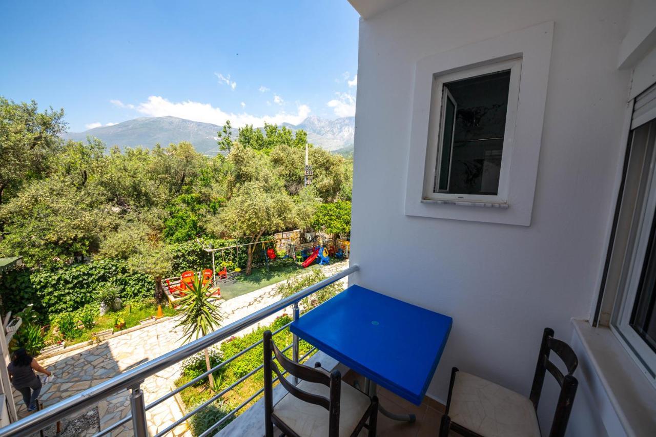 Vierbettzimmer mit Balkon
