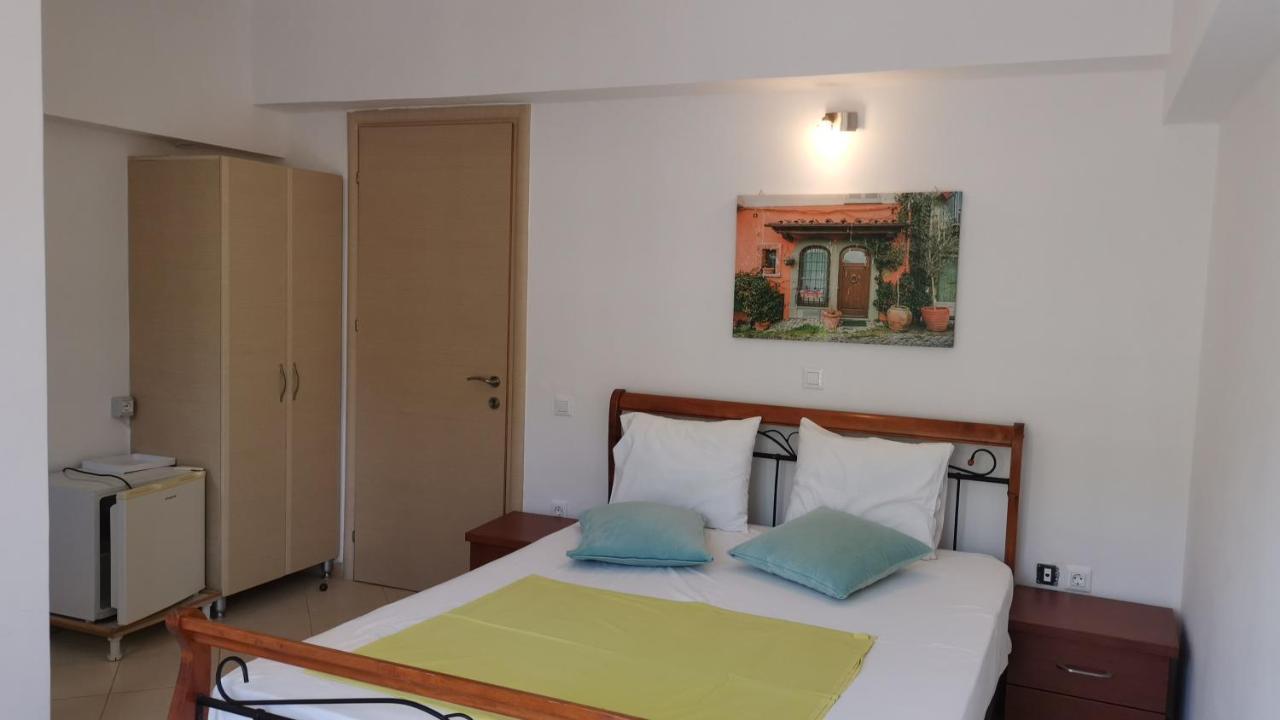 Doppel-/Zweibettzimmer mit Bergblick