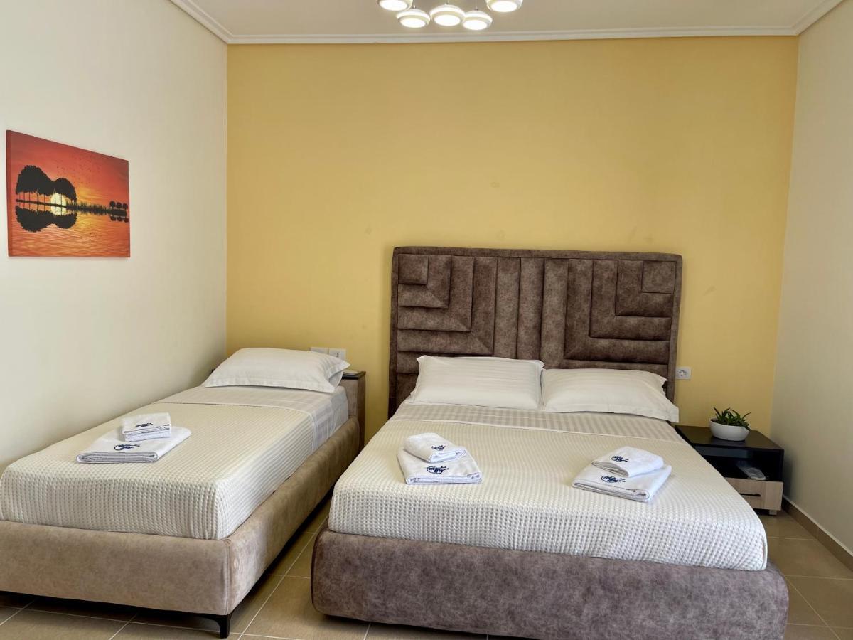 Dreibettzimmer mit Balkon