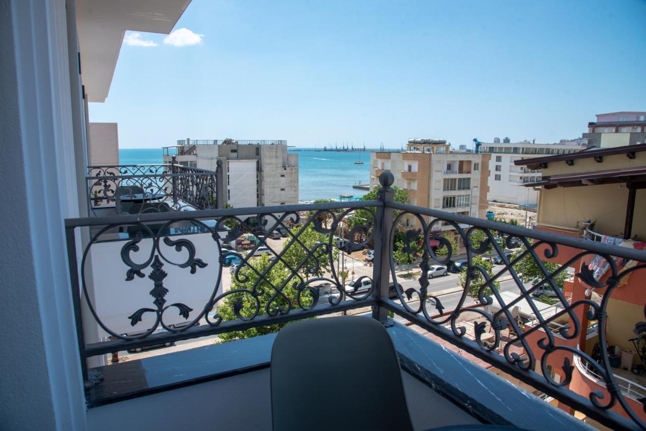 Deluxe Doppelzimmer mit Balkon und Meerblick