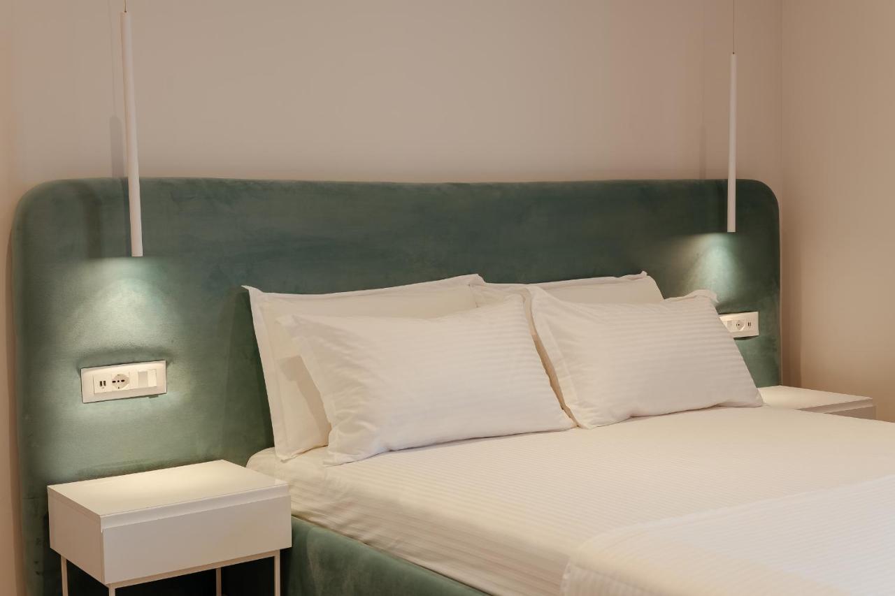 Deluxe Triple Room with Sea View