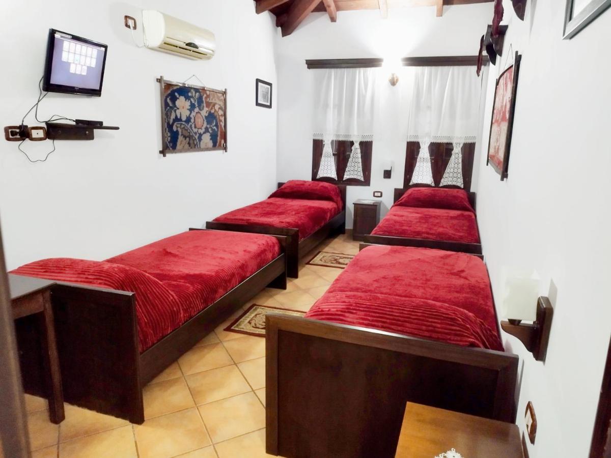 Quadruple Room with Bathroom,1393684820:JPEG