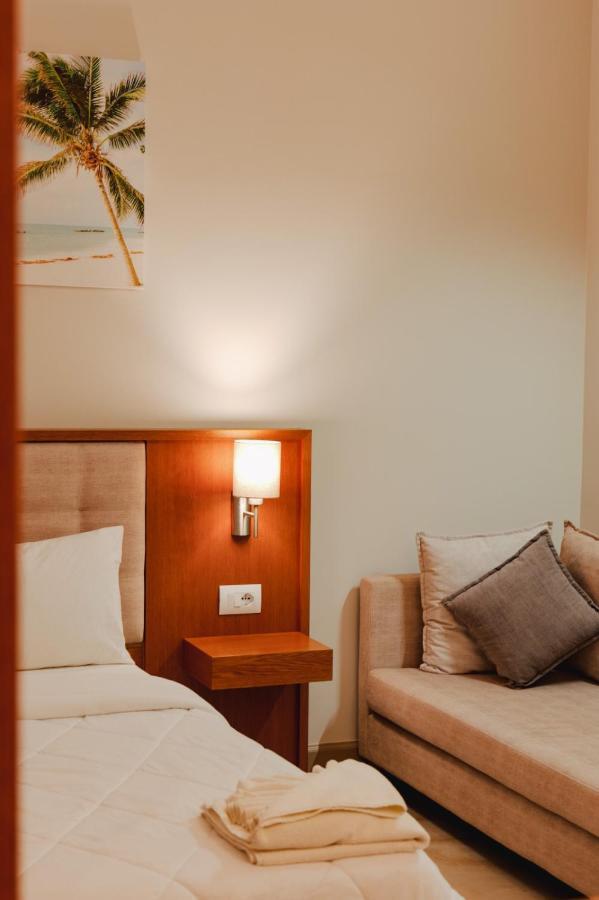 Deluxe Dreibettzimmer mit Meerblick