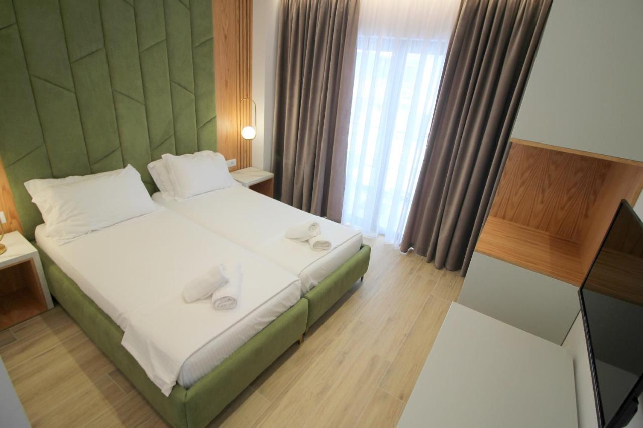 Deluxe Doppel-/Zweibettzimmer mit Balkon