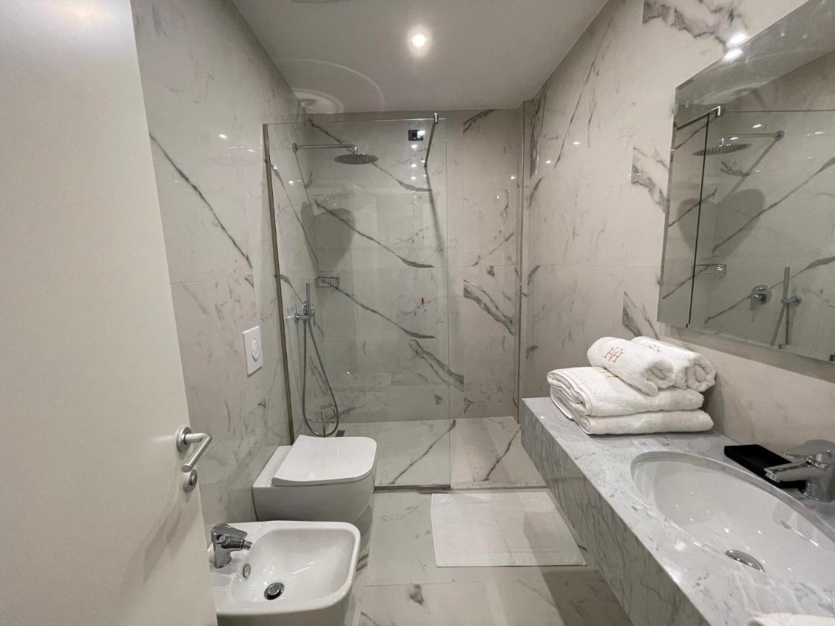 Triple Room with Sea View