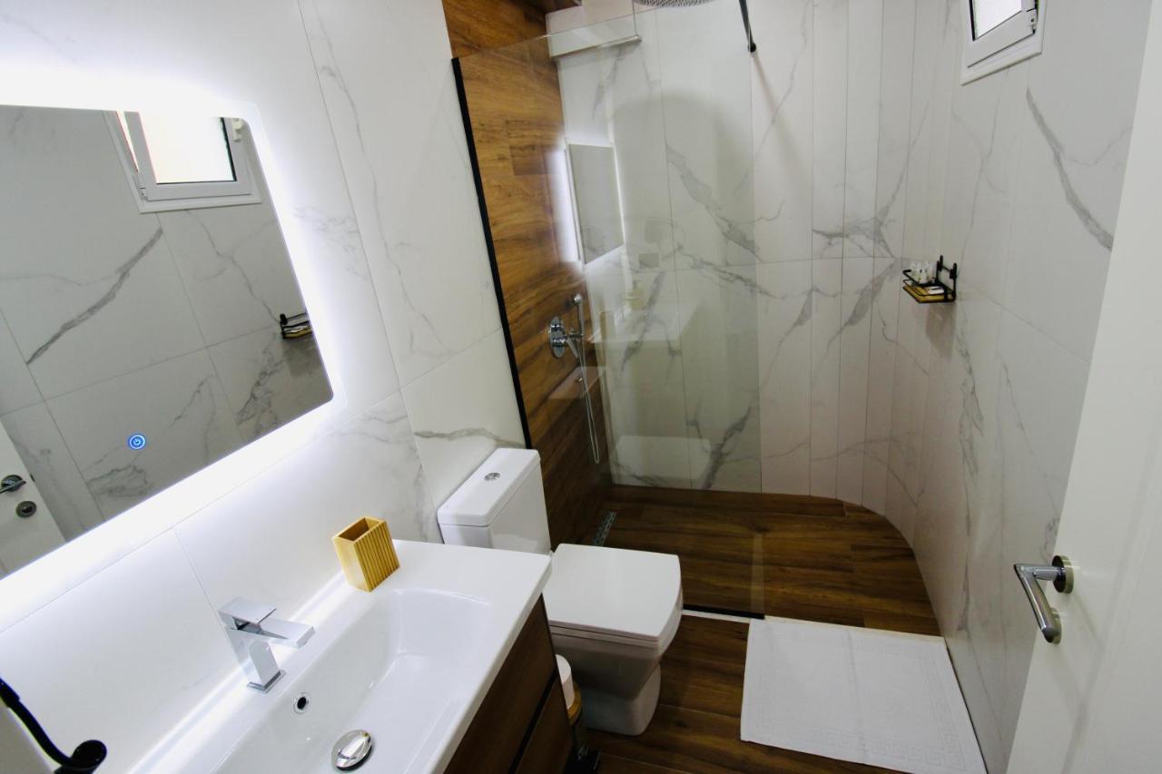 Superior Quadruple Room,1595555986:JPEG