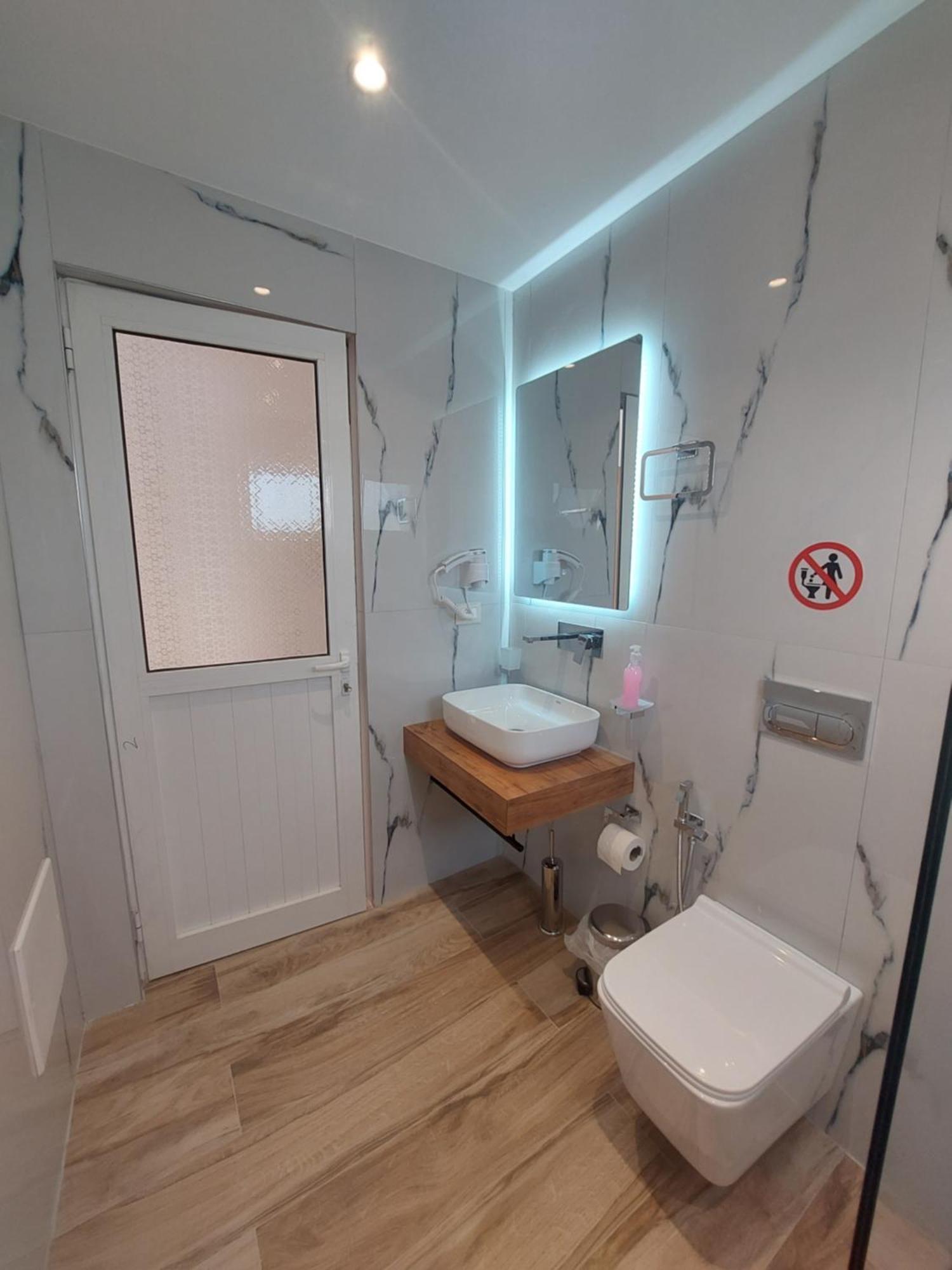 Camera Tripla Comfort con Doccia