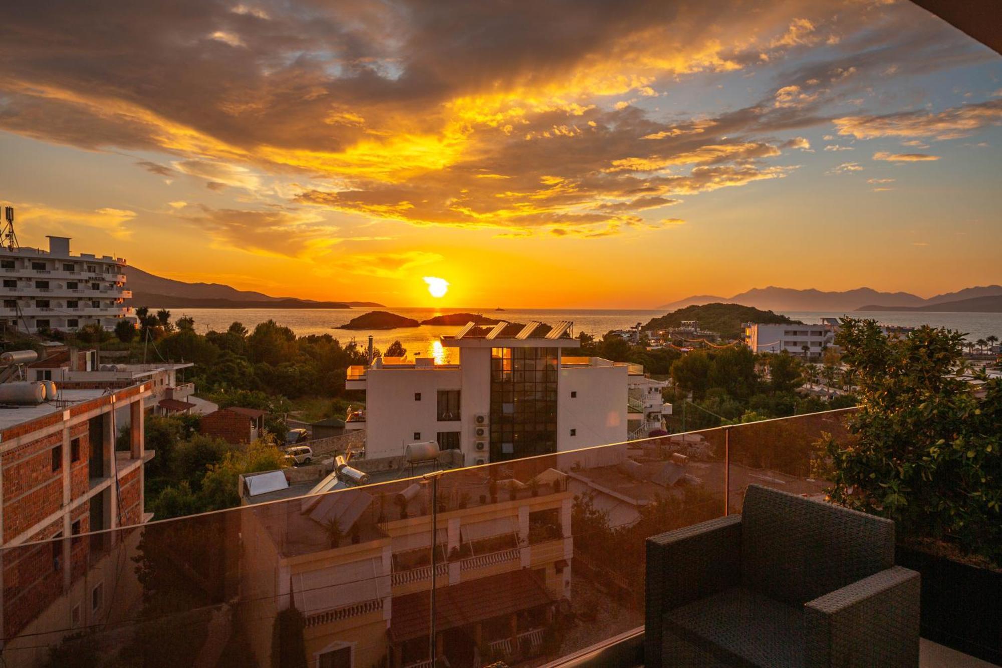 Superior Triple Room Balcony and Sea View