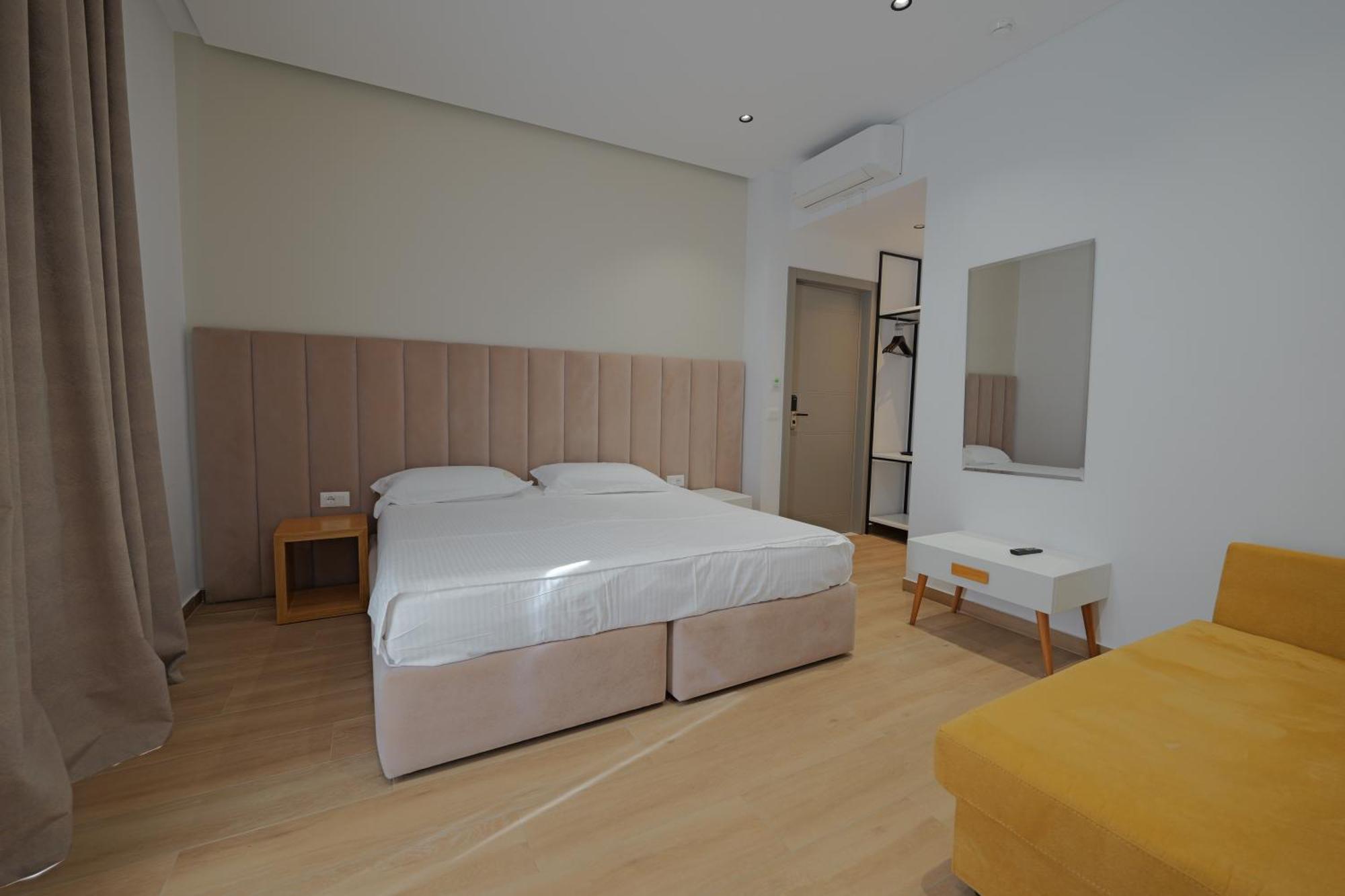 Double Room with Balcony,1540292281:JPEG