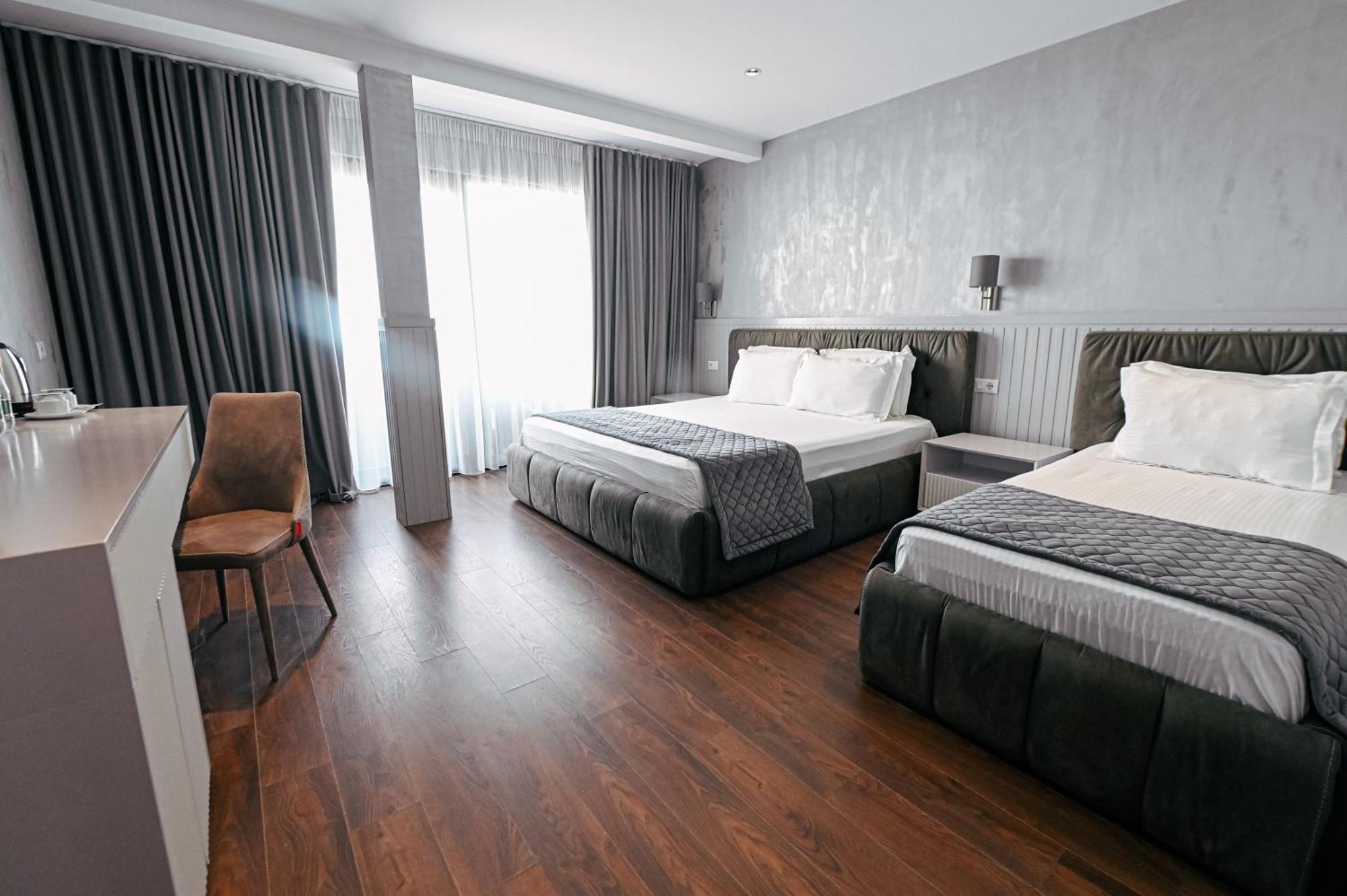 Deluxe Dreibettzimmer