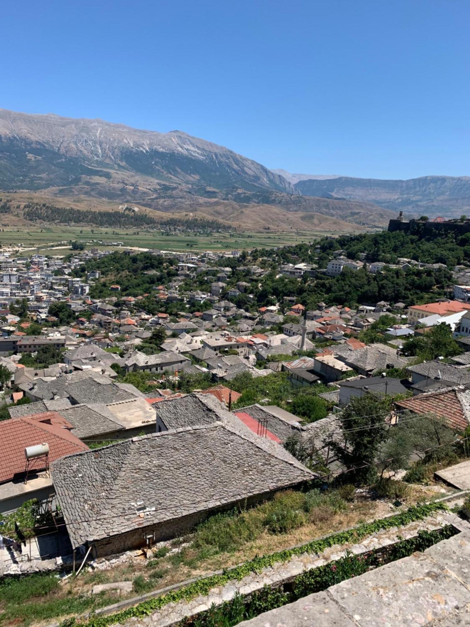 Two-Bedroom Deluxe Apartment with Balcony,1554253717:JPEG