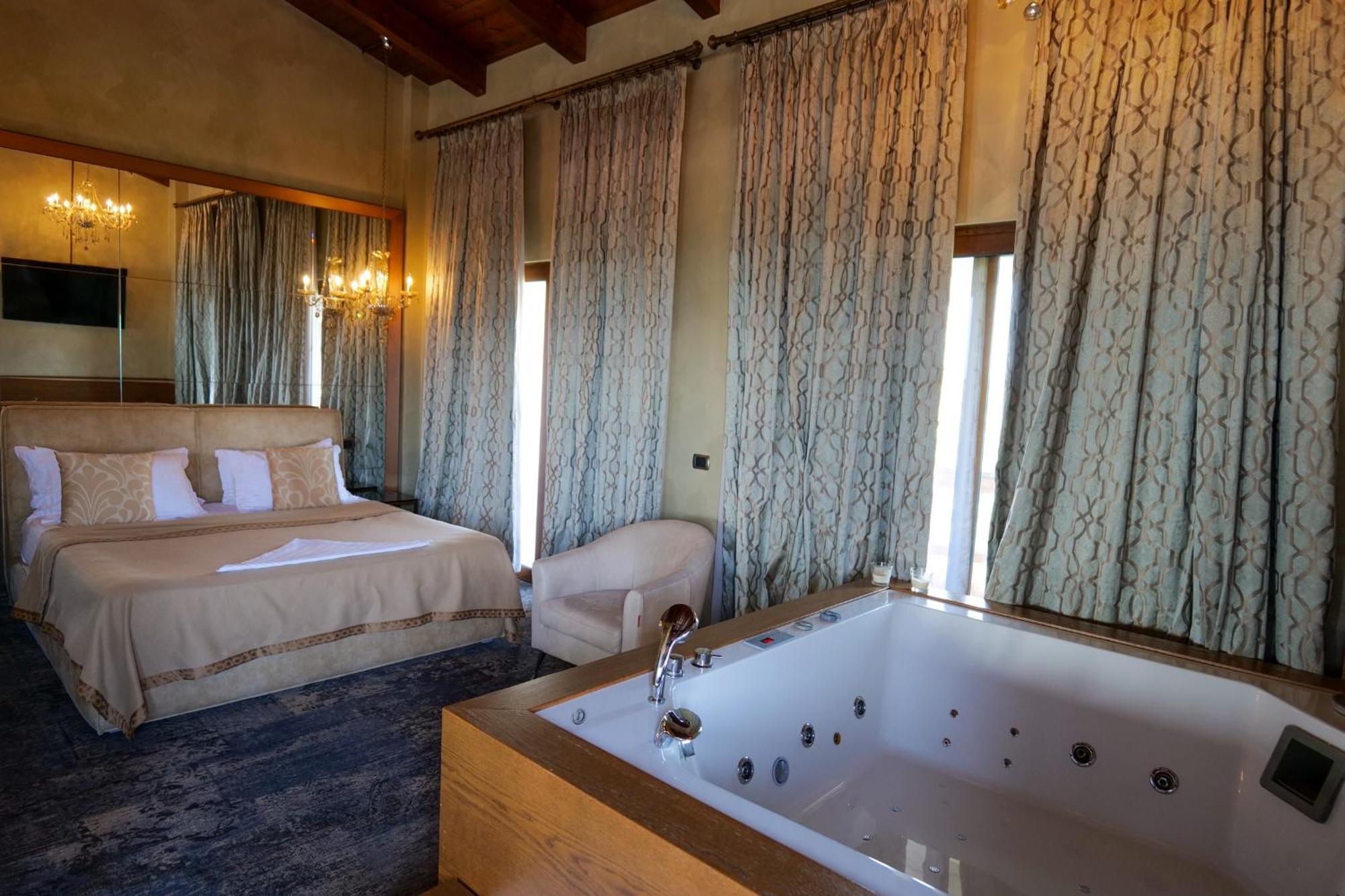 Superior Zimmer mit Kingsize-Bett