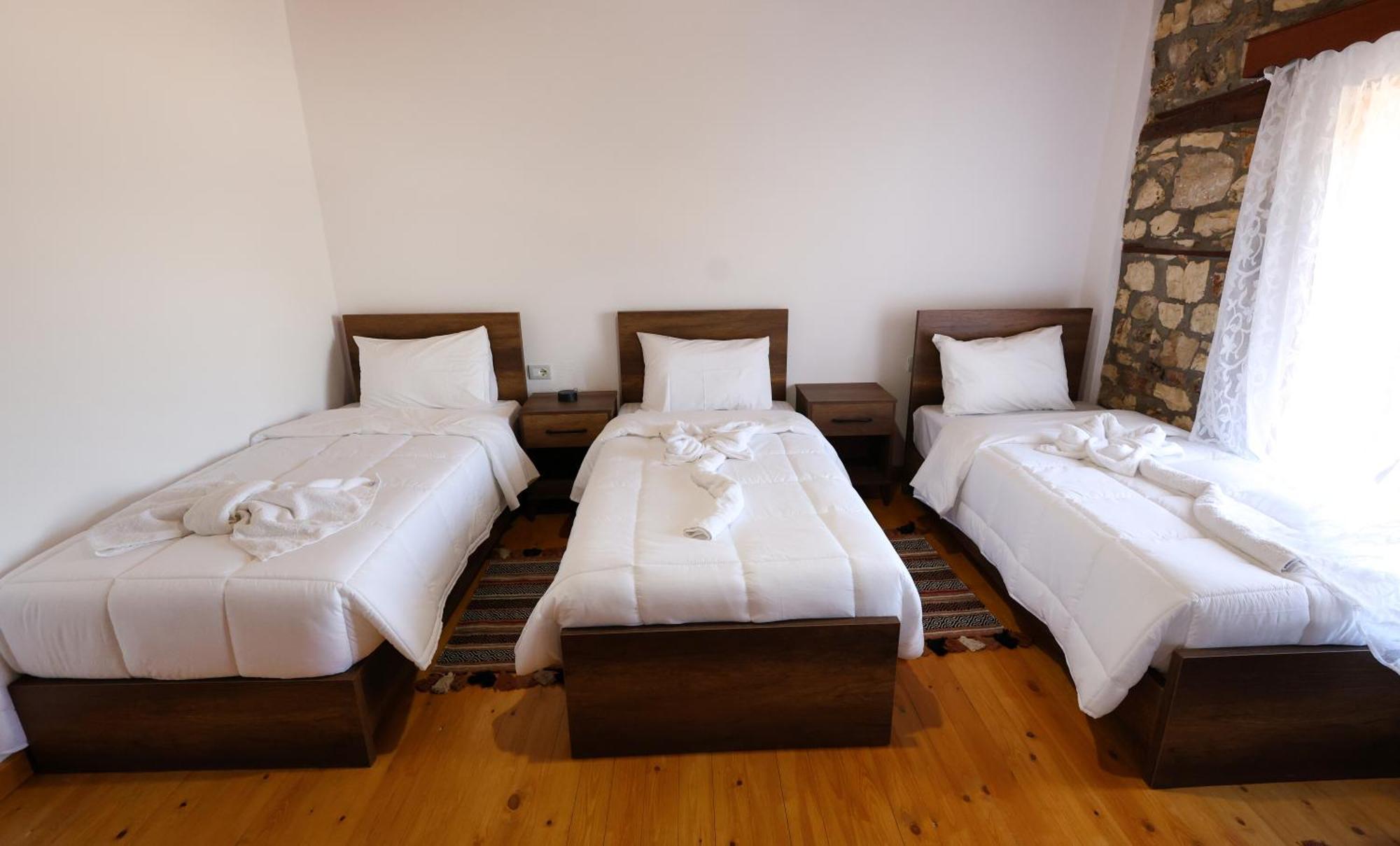 Quadruple Room with Garden View