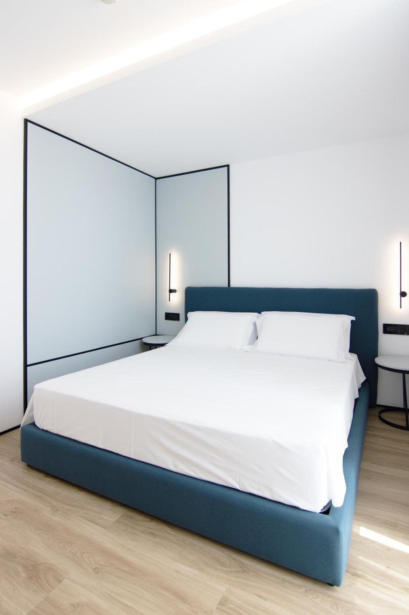 Deluxe Double Room with Sea View