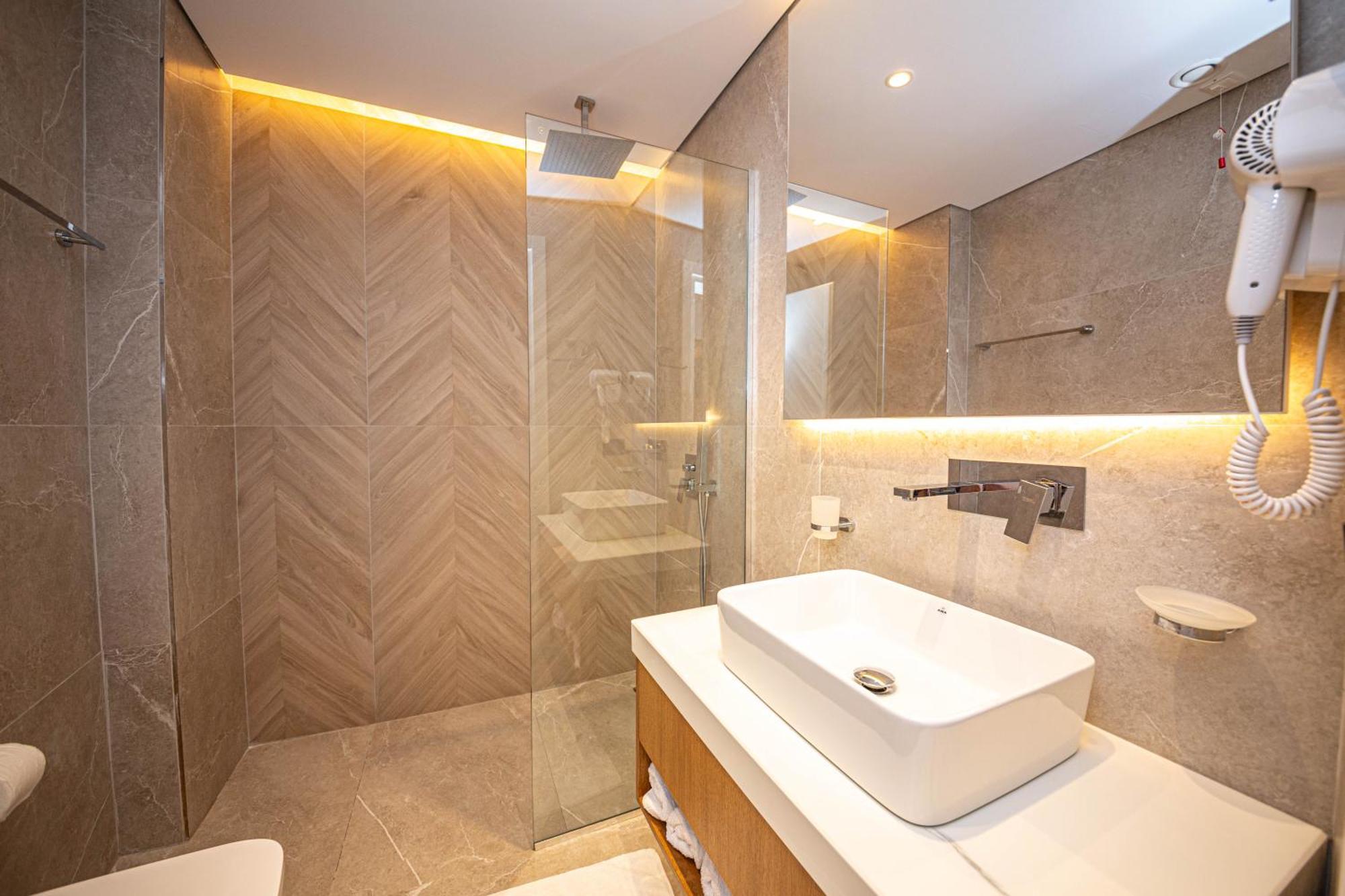 Chambre Double Deluxe - Rez-de-Chaussée