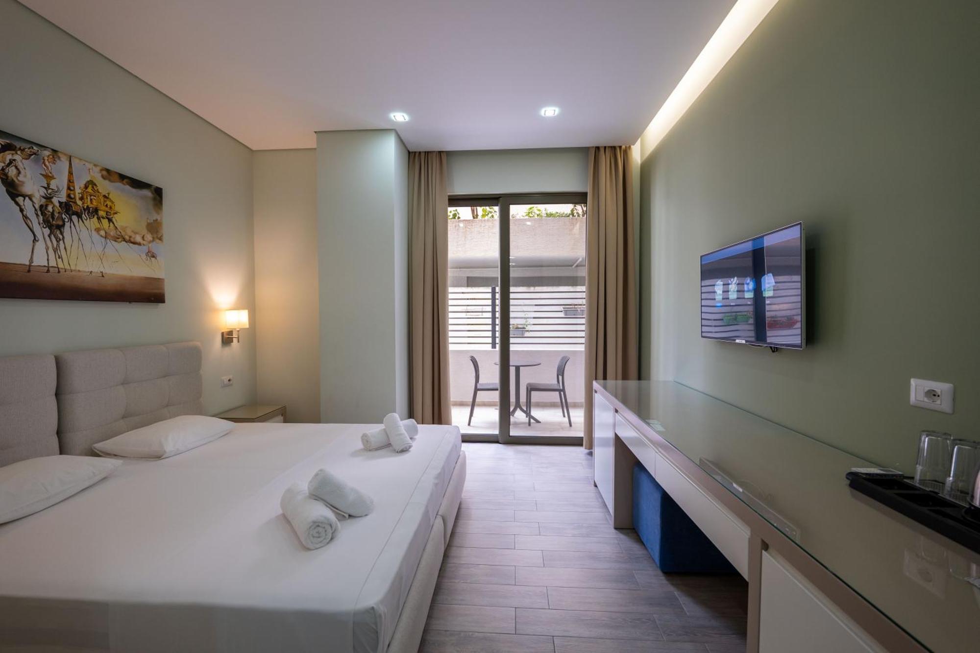 Double Room with Garden View and Side Sea View