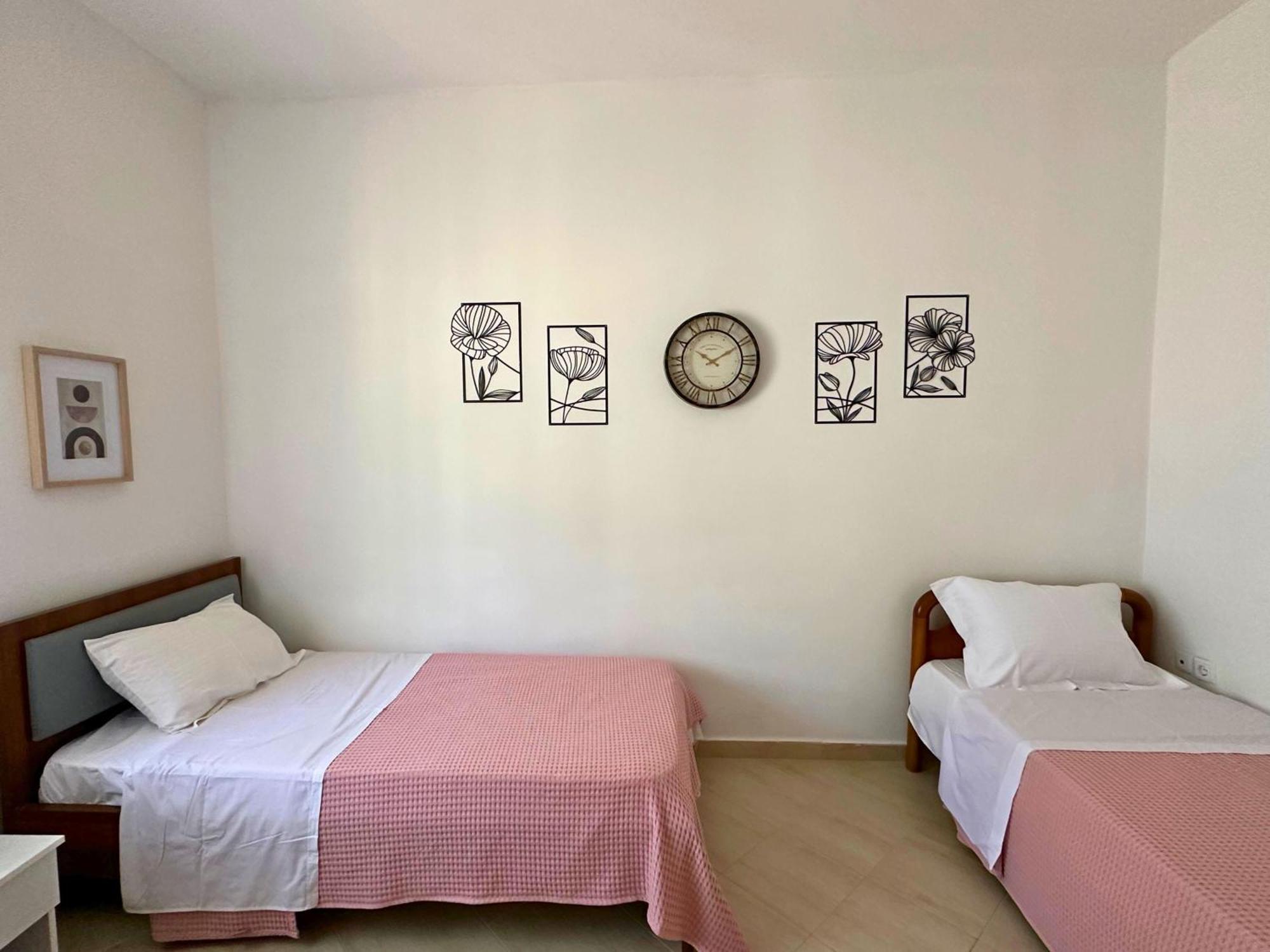Appartamento con 2 Camere da Letto e Terrazza