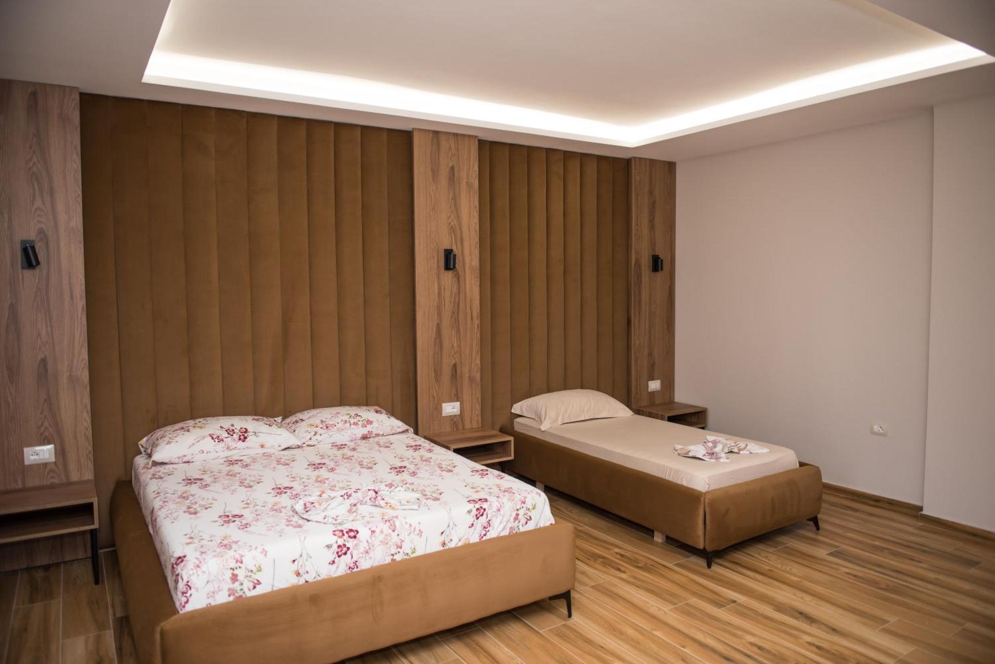 Triple Room with Balcony,1605451899:JPEG