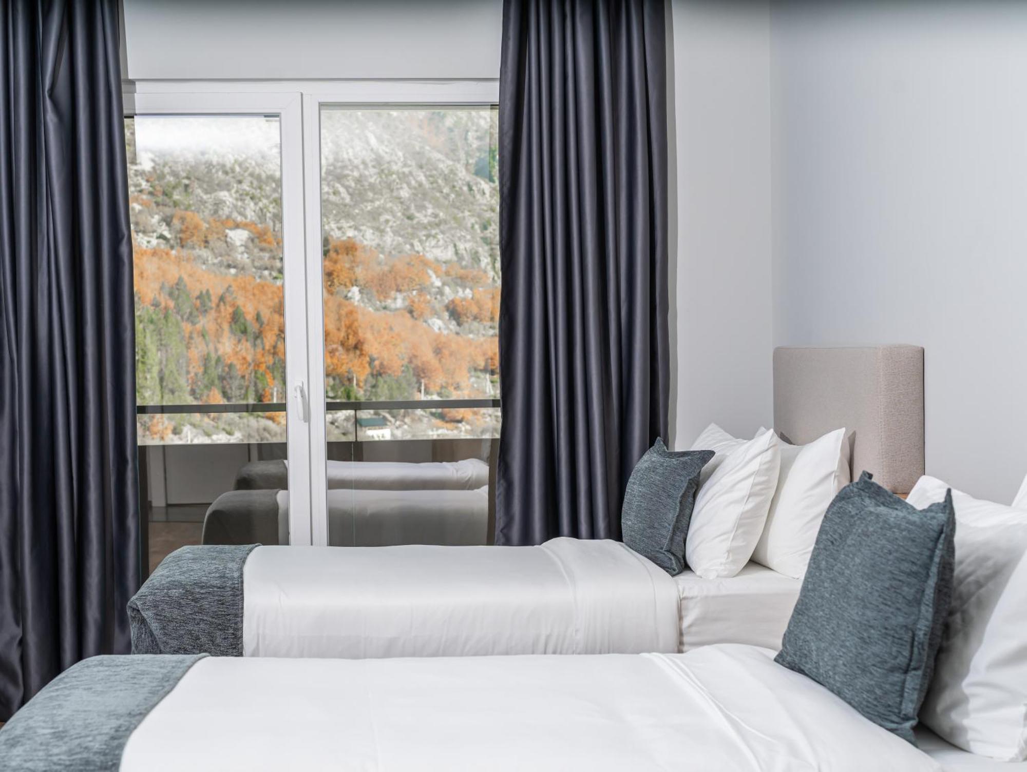 Standard Twin Room with Sofa