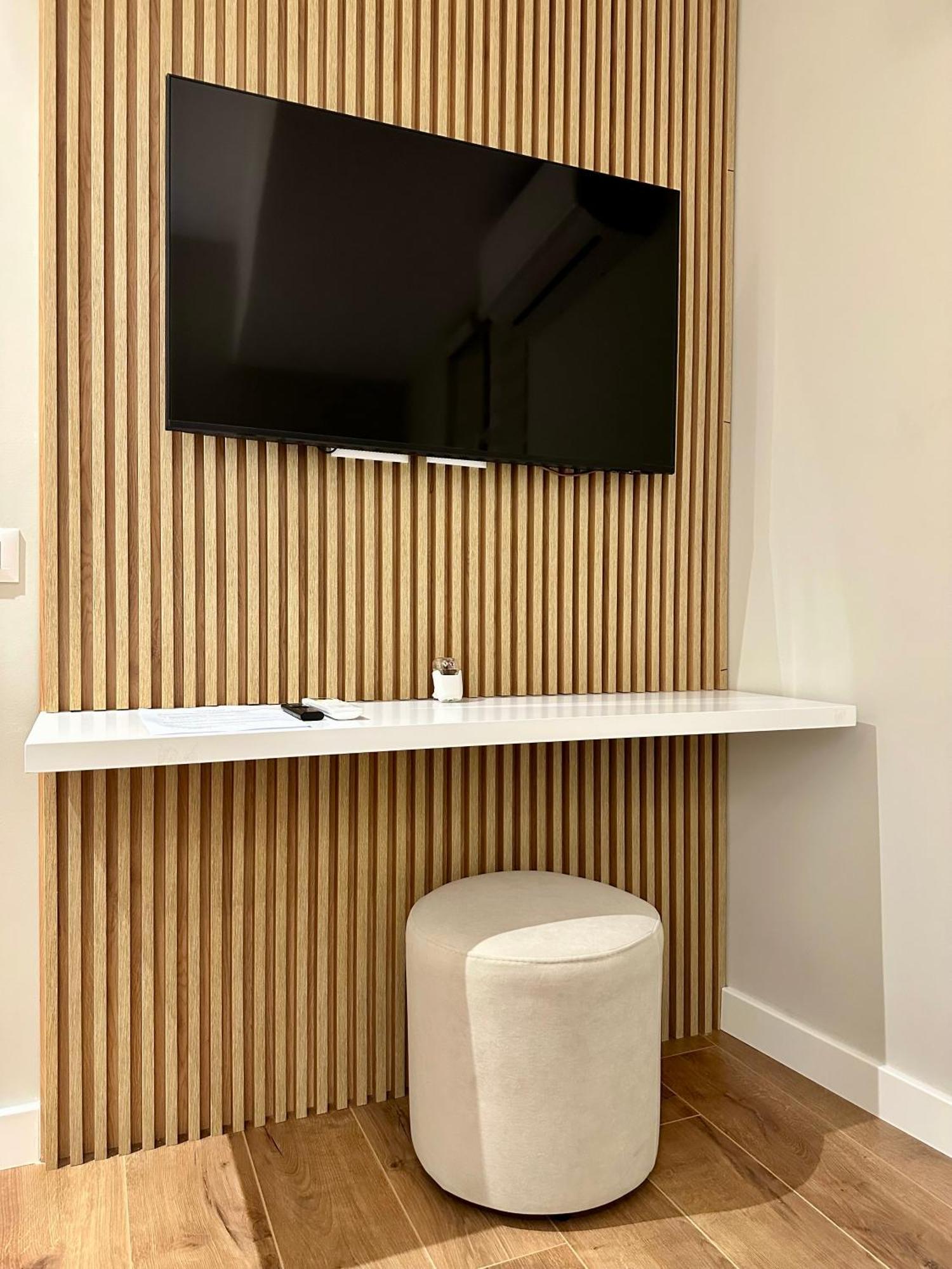 Single Room,1689858140:JPEG