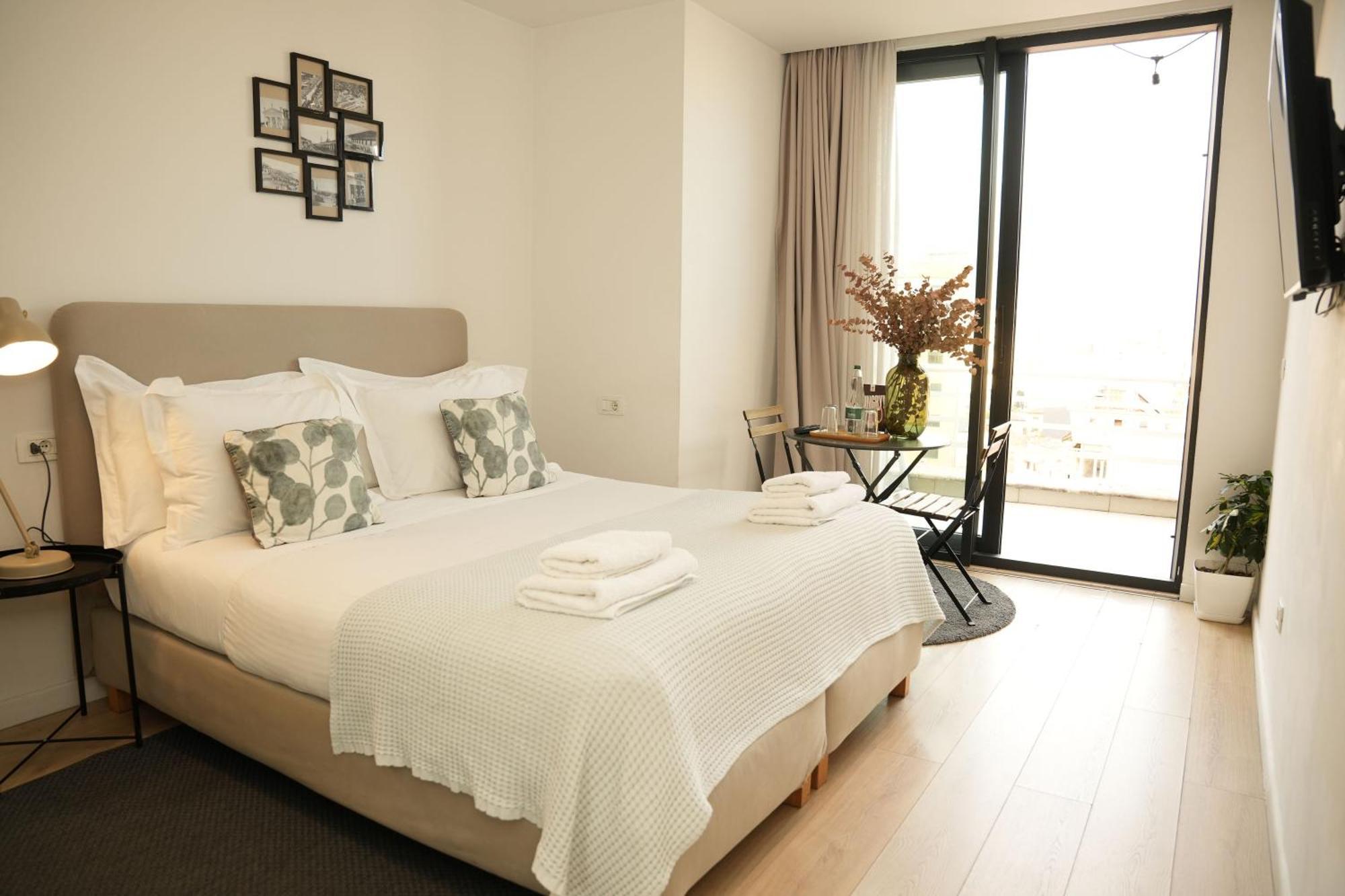 Studio Apartment,1743215371:JPEG