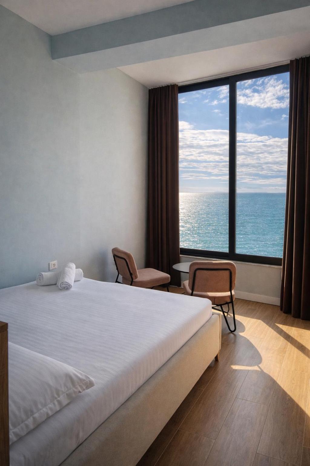 Deluxe Room with Sea View