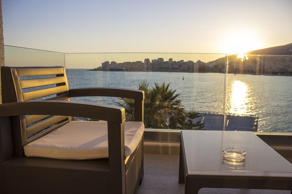 Deluxe Double Room with Balcony and Sea View