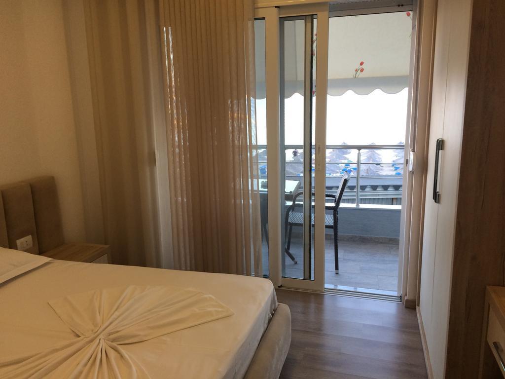 Studio Apartment with Sea View,422647992:JPEG