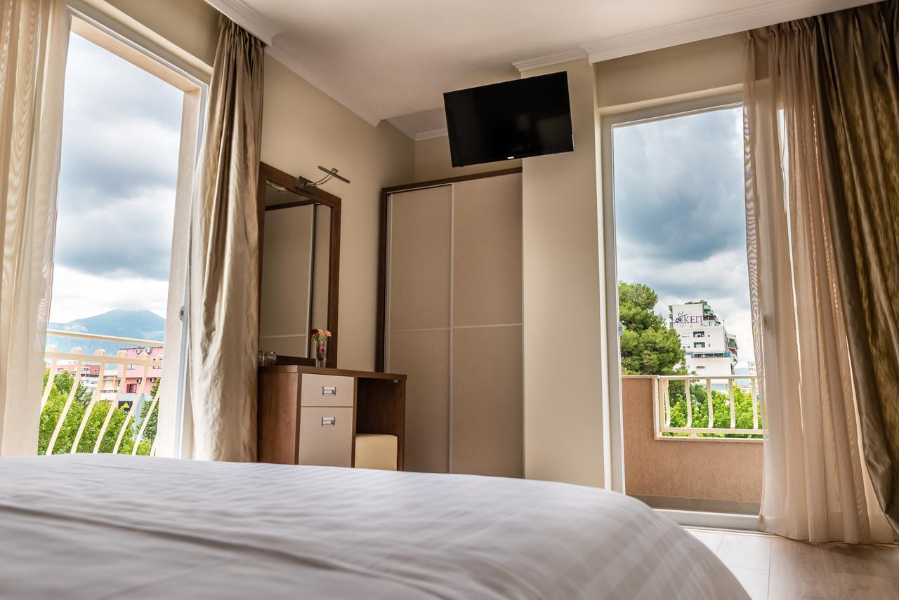 Double or Twin Room with Extra Bed