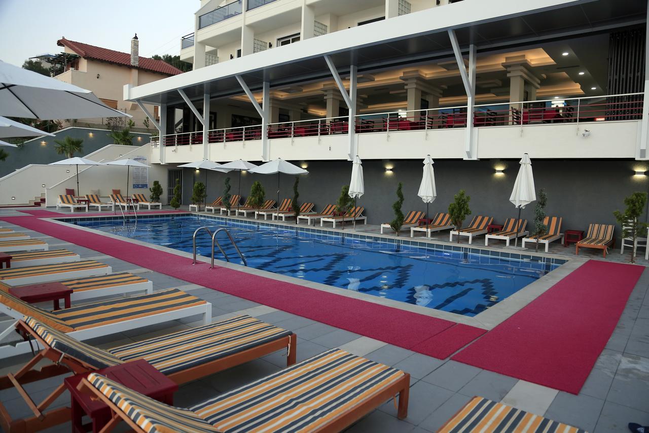 Deluxe Suite with Sea View