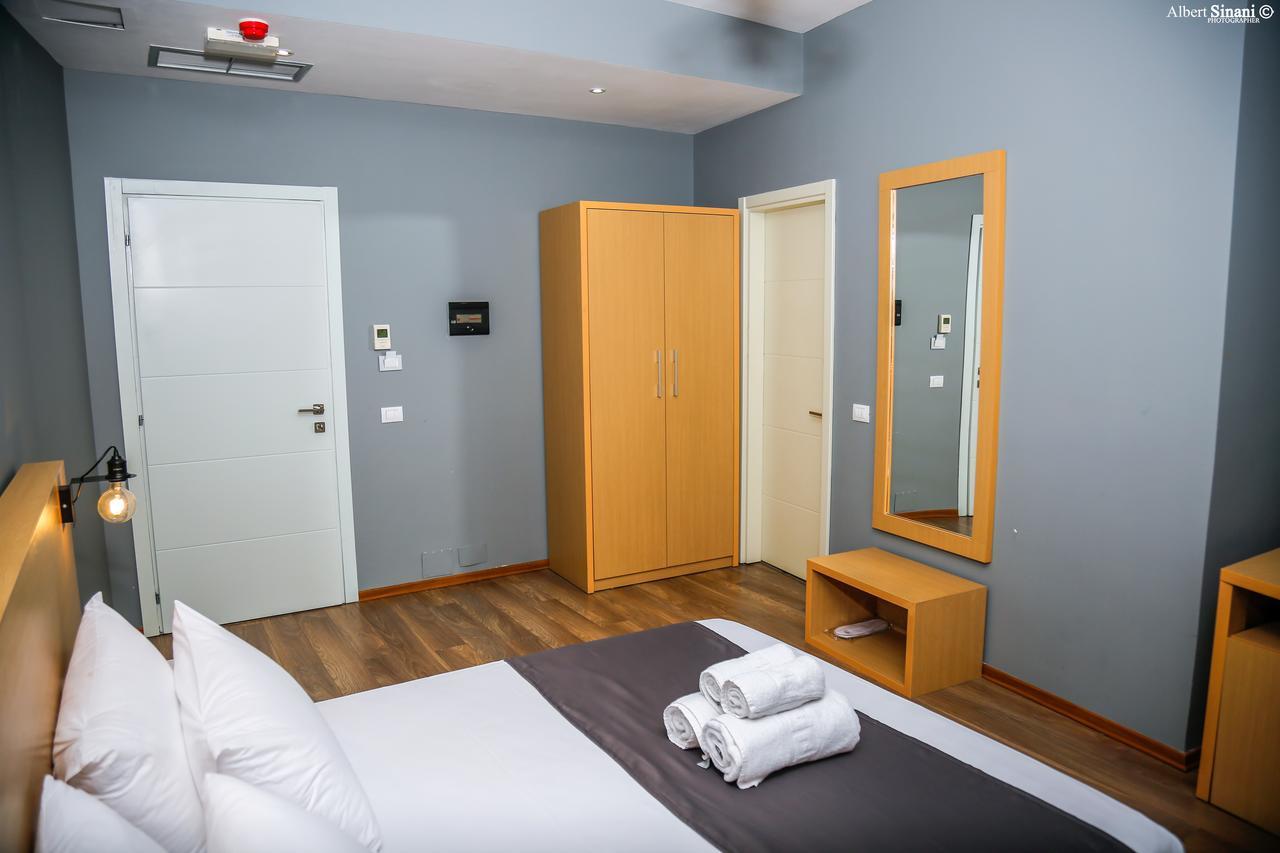 Doppelzimmer mit Balkon
