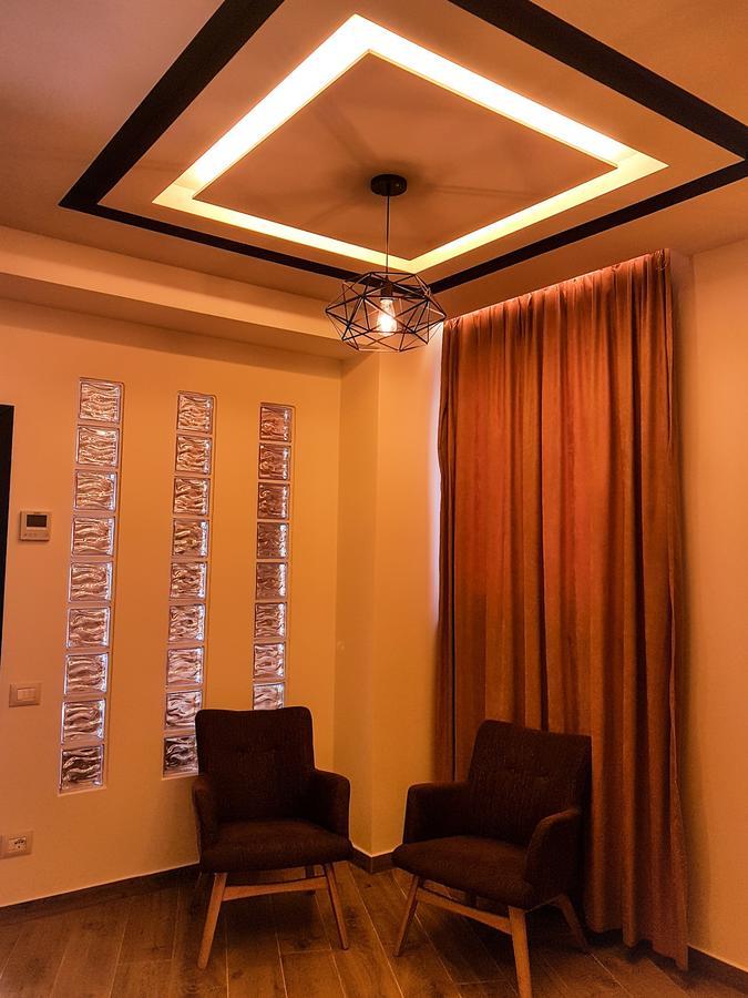 Apartment mit seitlichem Meerblick