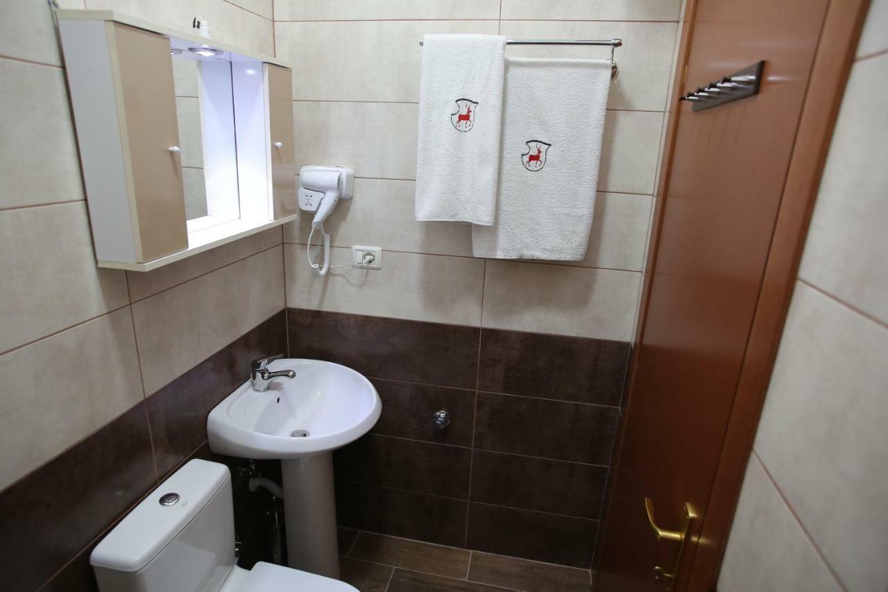 Camera Familiare con Bagno Privato