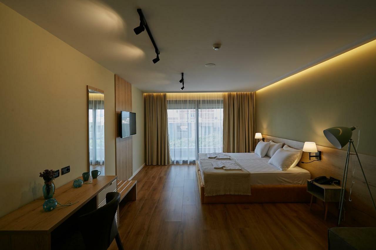 Deluxe Doppelzimmer mit seitlichem Meerblick