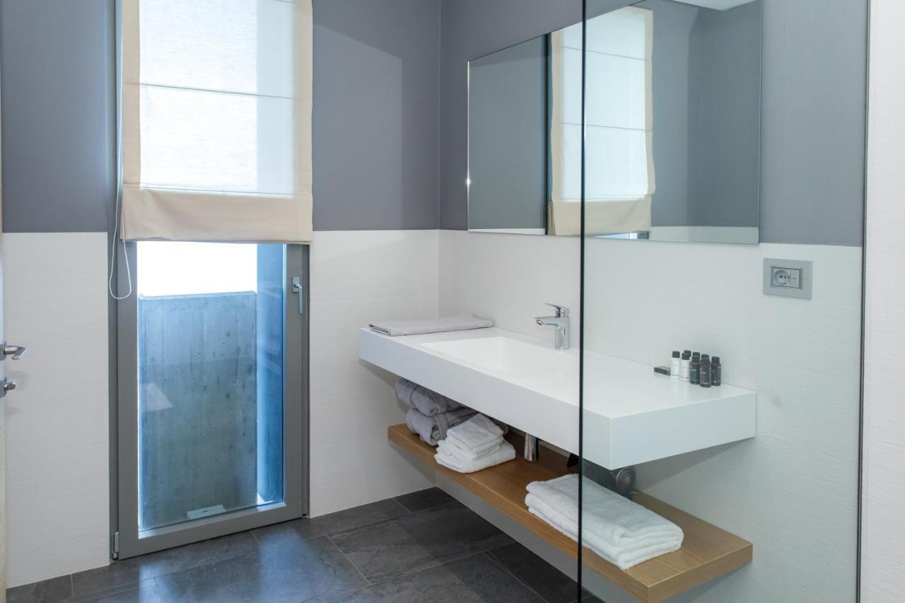 Double Room with Balcony and Sea View