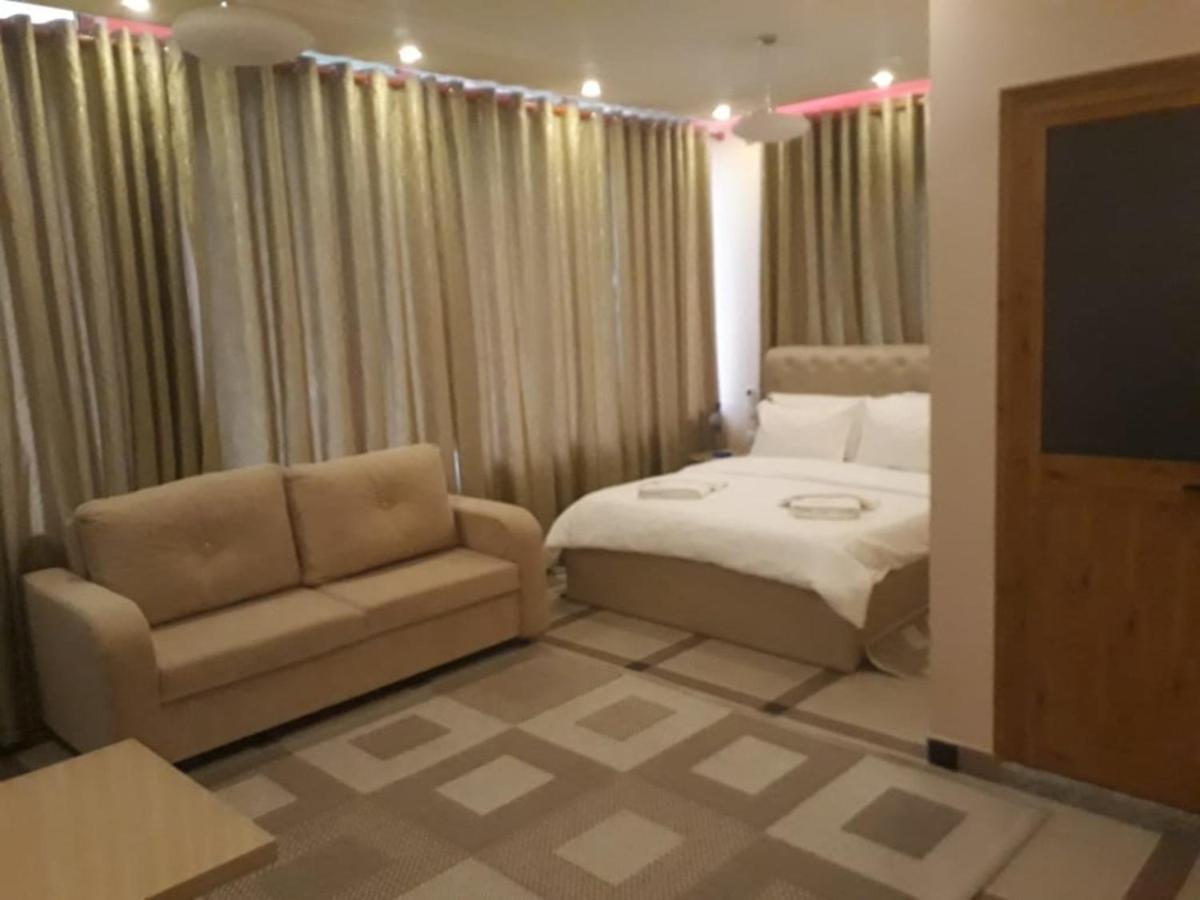 Superior Family Room