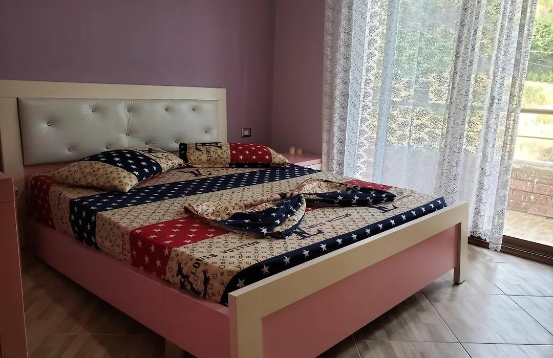 Eni'S House-1