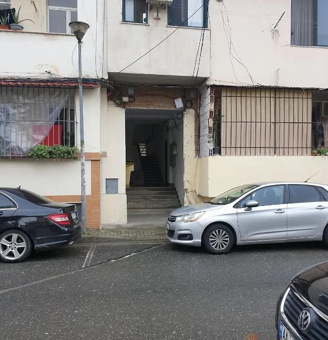 Ex-Block District Charming Studio Apartment With Treeish Sorrounding View!-1