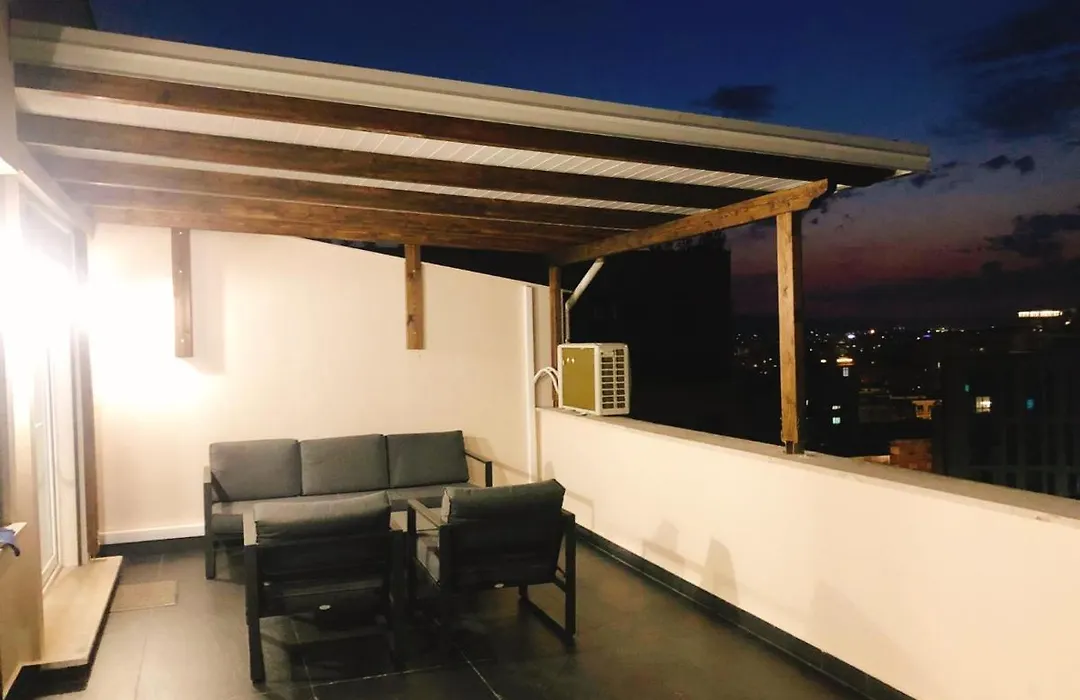 Rooftop Sunset View Apartment-1