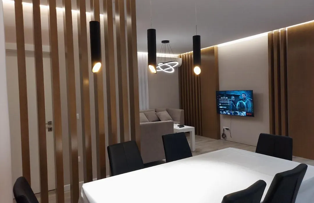 Luxurious Double Bedroom Suite-1