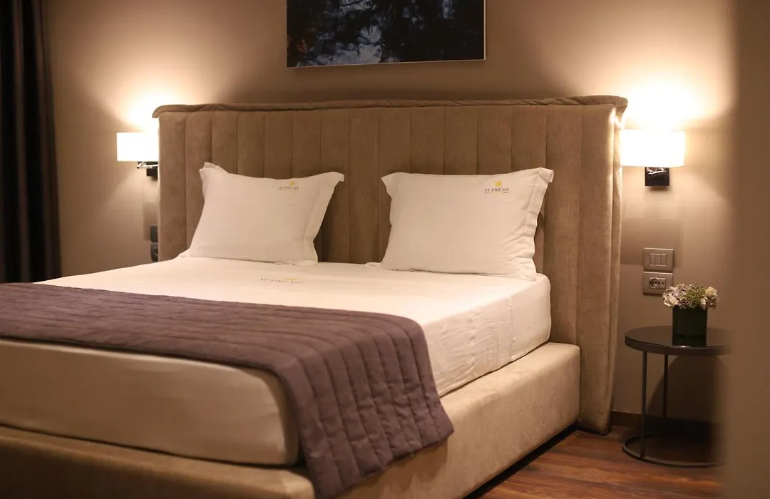 Supreme Hotel-1