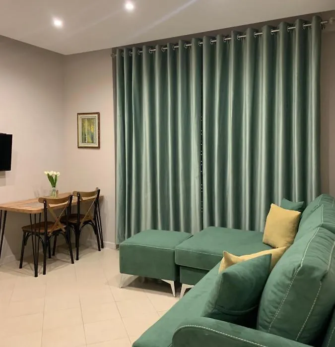Girasole Apartments-1