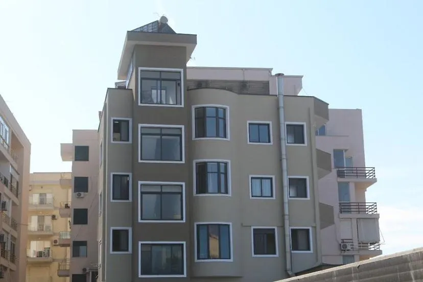 Hotel Tirona-1
