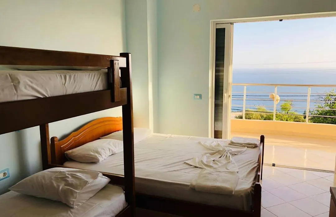 Kliti'S Room-1