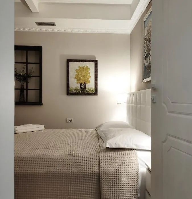 Tanners' Bridge Apartments-1