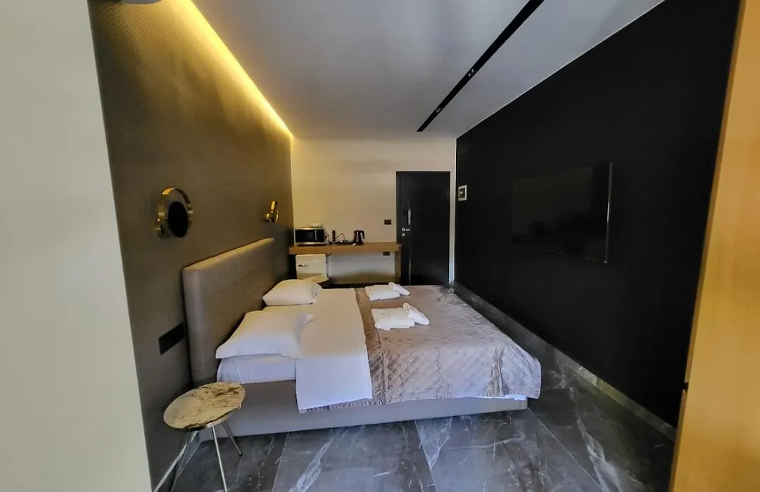 La Mirage Apartment 04-1